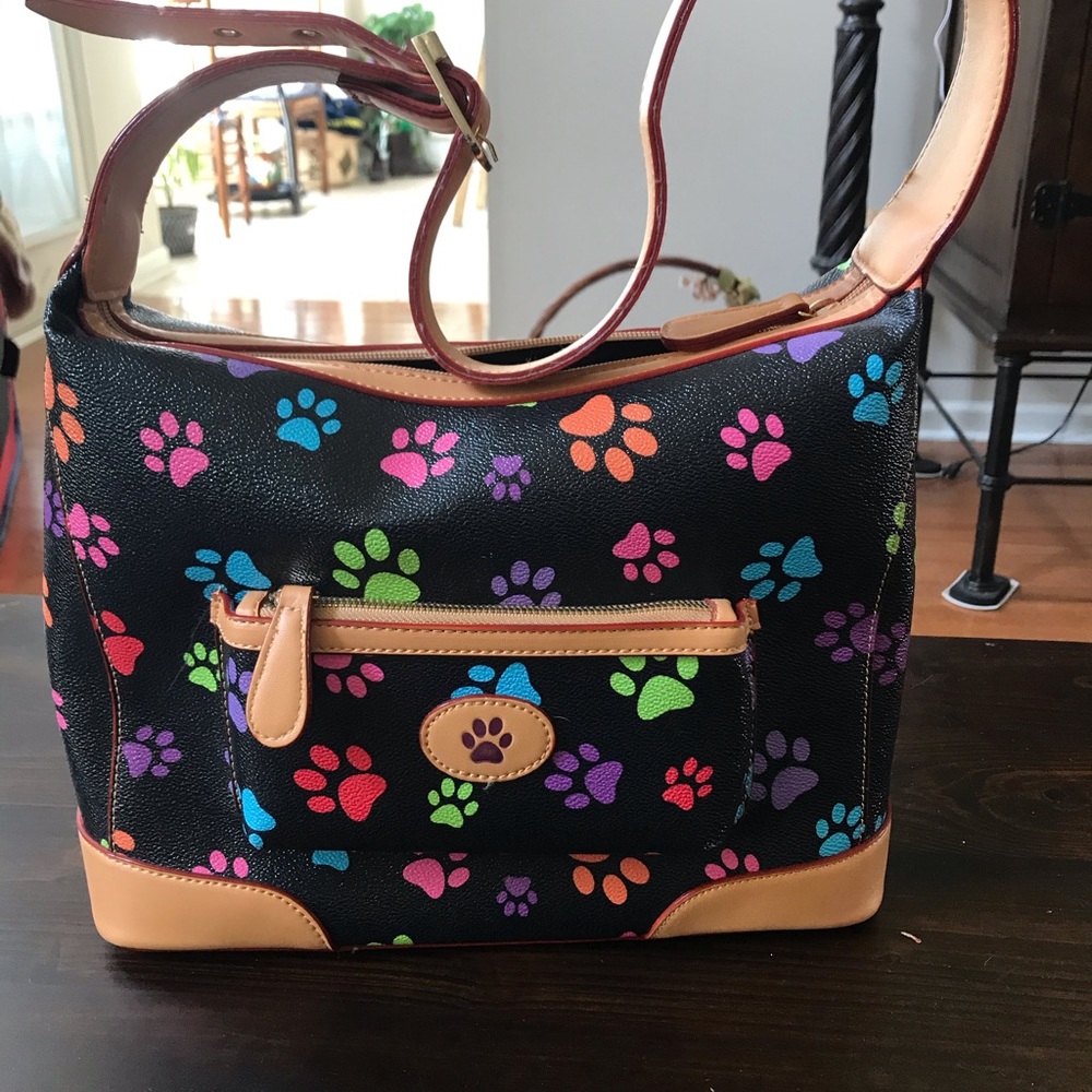 Paw print shoulder bag